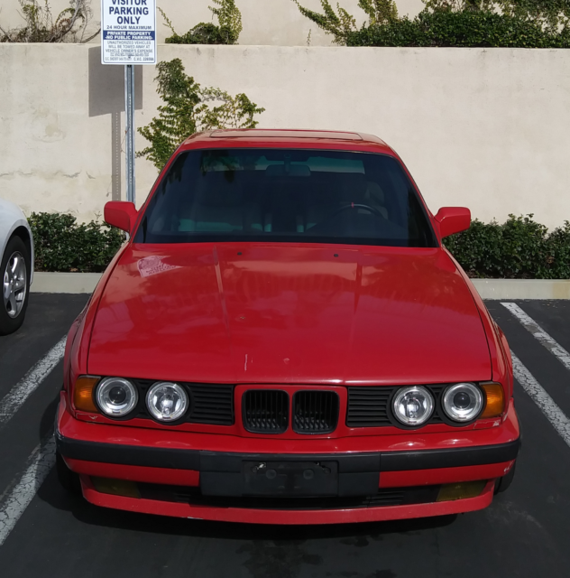 1989 Red BMW 5-Series Sedan