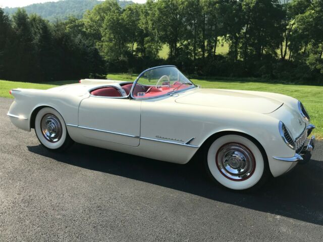 1954 Polo White Chevrolet Corvette Convertible