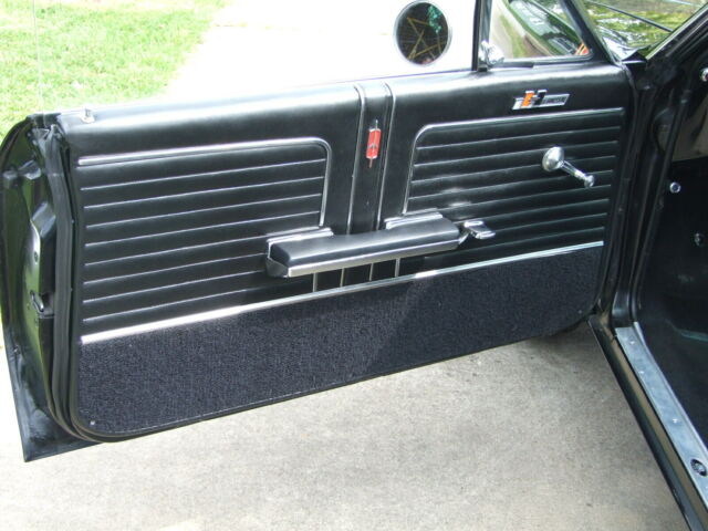 1966 Black Oldsmobile 442 Sedan