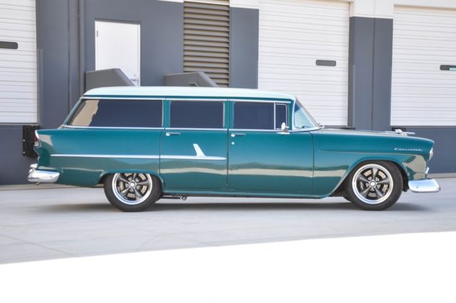 1955 Green Chevrolet Bel Air/150/210 Wagon