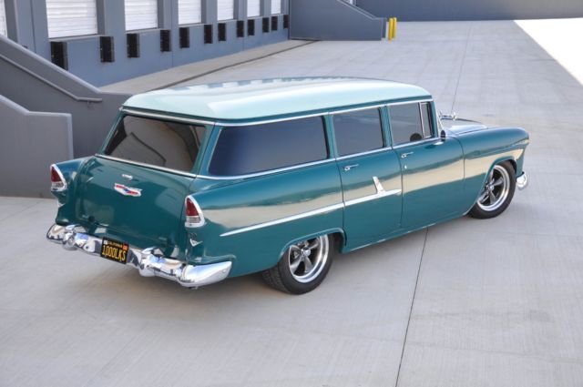 1955 Green Chevrolet Bel Air/150/210 Wagon