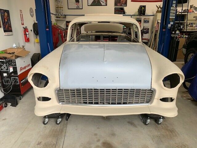 1955 Primer Chevrolet Bel Air/150/210 Sedan