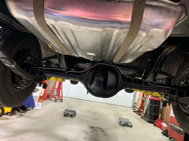 1955 Primer Chevrolet Bel Air/150/210 Sedan