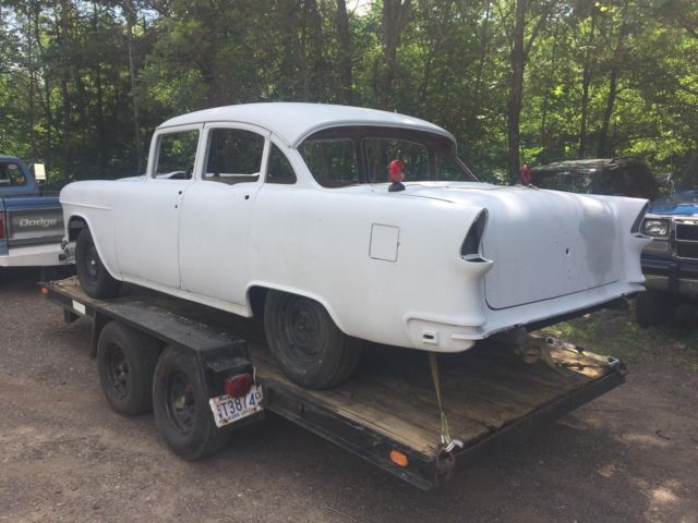 1955 primer Chevrolet Bel Air/150/210 Sedan