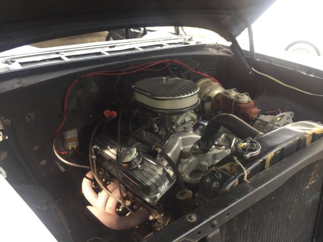 1955 primer Chevrolet Bel Air/150/210 Sedan