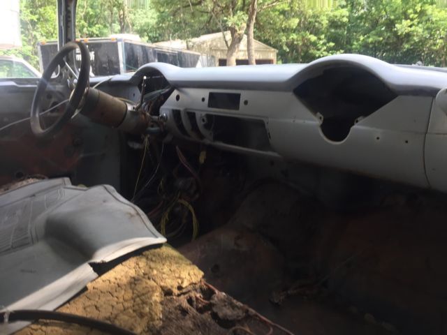 1955 primer Chevrolet Bel Air/150/210 Sedan
