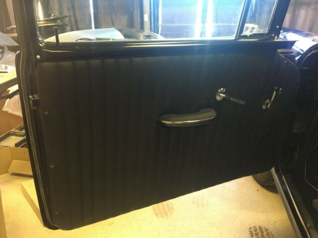 1955 Black Chevrolet Bel Air/150/210 Sedan