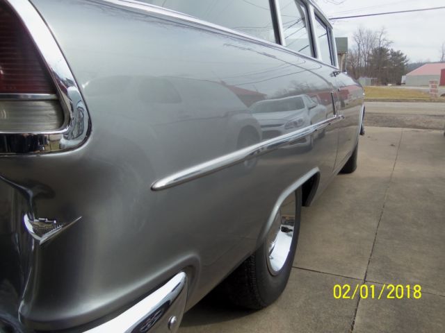 1955 Gray Chevrolet Bel Air/150/210 Wagon