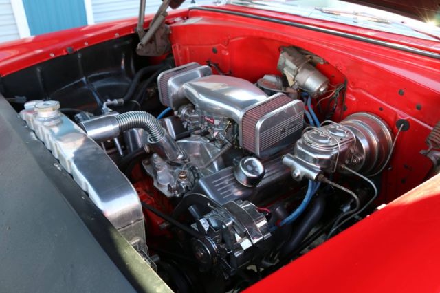 1955 Red and White Chevrolet Bel Air/150/210 Convertible