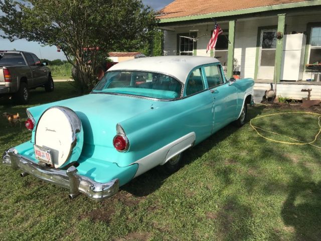 1955 Ford Fairlane