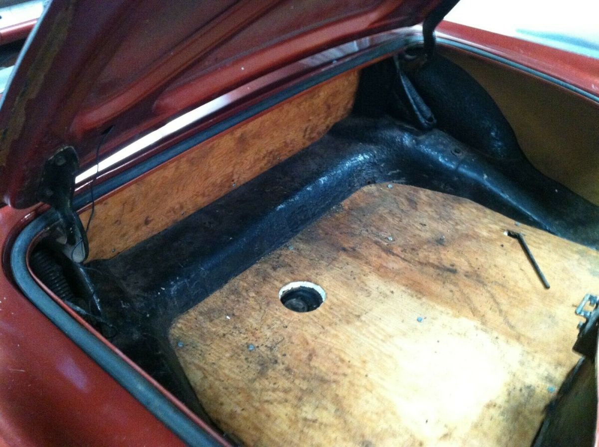 1955 Bronze Ford Thunderbird