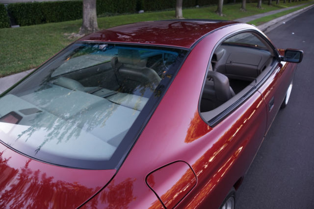 1991 Burgundy BMW 850i Coupe Coupe