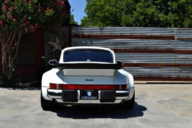 1988 White Porsche 930 Coupe