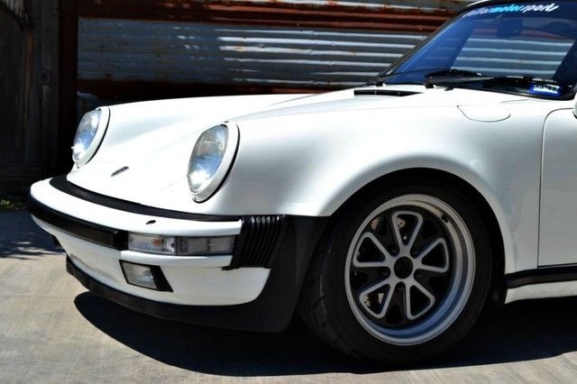 1988 White Porsche 930 Coupe