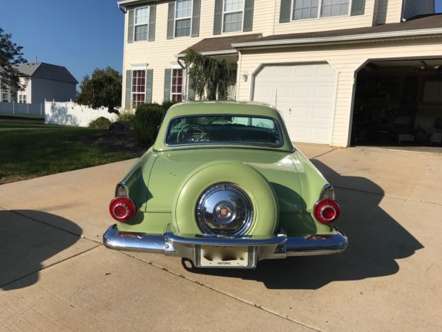 1956 Ford Thunderbird