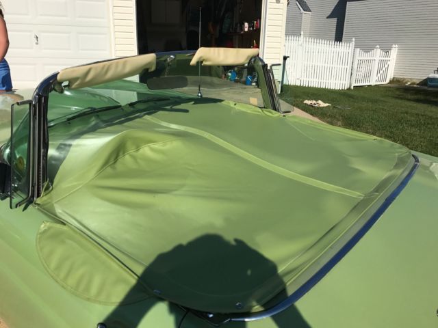 1956 Ford Thunderbird