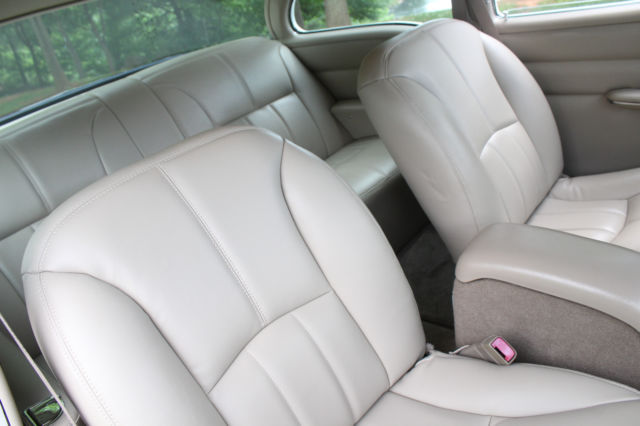 1956 CRIMSON RED DIAMOND WHITE PEARL Oldsmobile 88 2 DOOR SEDAN