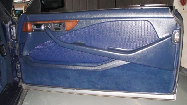 1987 Blue Mercedes-Benz 500-Series Coupe