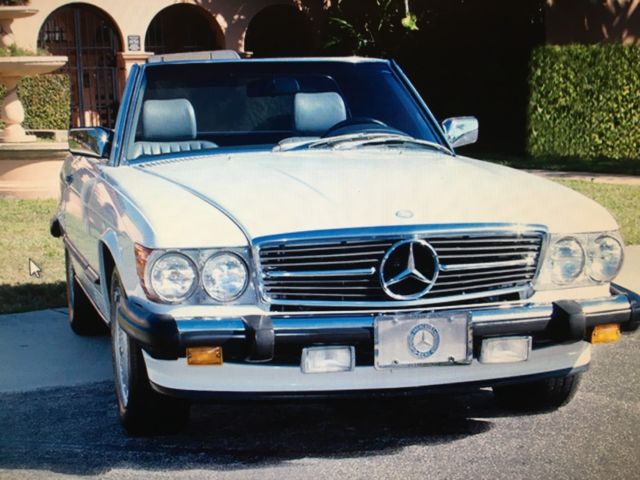 1987 White Mercedes-Benz SL-Class