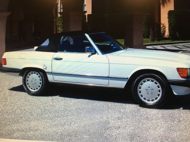1987 White Mercedes-Benz SL-Class