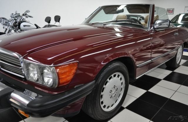 1986 Red Mercedes-Benz SL-Class Convertible