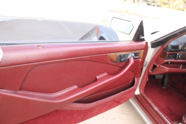 1988 Mercedes-Benz 500-Series