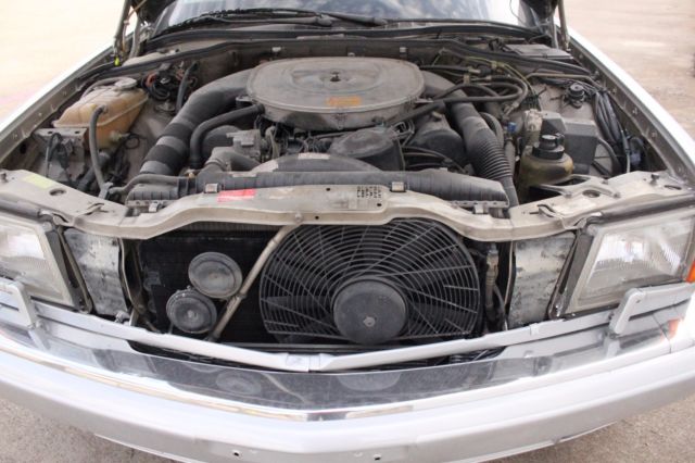 1988 Mercedes-Benz 500-Series