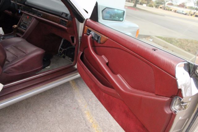 1988 Mercedes-Benz 500-Series