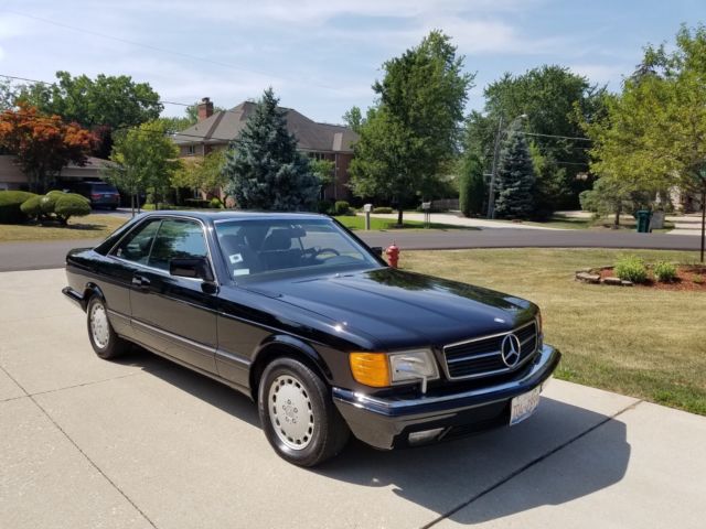 1989 Black Mercedes-Benz 500-Series Coupe