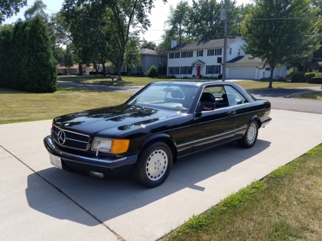 1989 Black Mercedes-Benz 500-Series Coupe