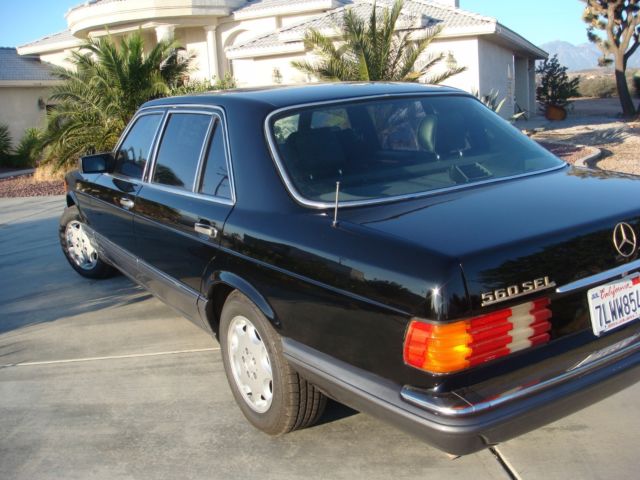 1989 NEWLY PAINTED BLACK Mercedes-Benz 500-Series Sedan