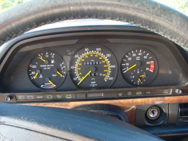 1989 NEWLY PAINTED BLACK Mercedes-Benz 500-Series Sedan