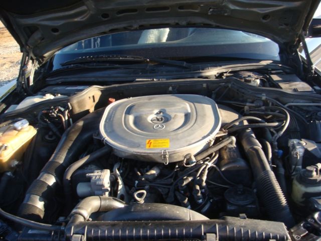 1989 NEWLY PAINTED BLACK Mercedes-Benz 500-Series Sedan