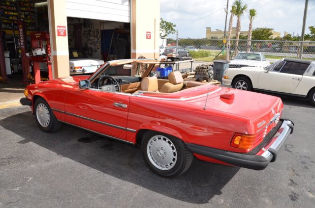 1987 Red Mercedes-Benz SL-Class Convertible