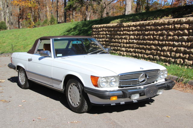 1989 White Mercedes-Benz SL-Class Convertible