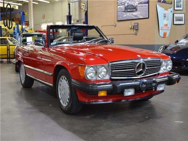 1988 Red Mercedes-Benz SL-Class --