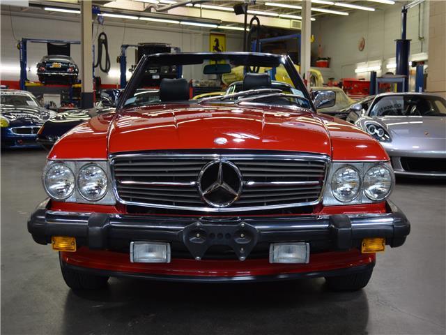 1988 Red Mercedes-Benz SL-Class --