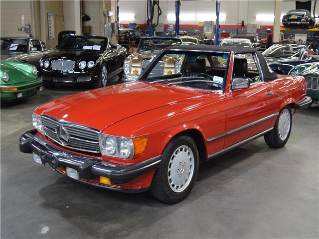 1988 Red Mercedes-Benz SL-Class --