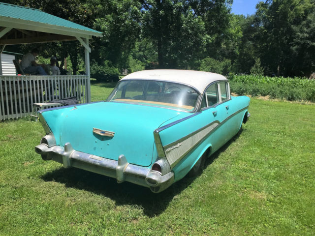 1957 Chevrolet Bel Air/150/210