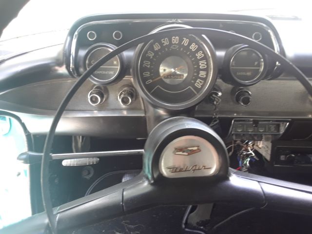 1957 turquoise Chevrolet Bel Air/150/210 2 Dr HT