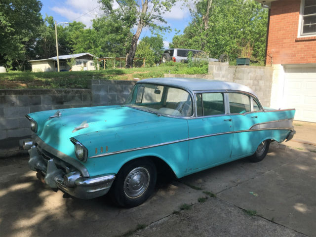 1957 Chevrolet Bel Air/150/210