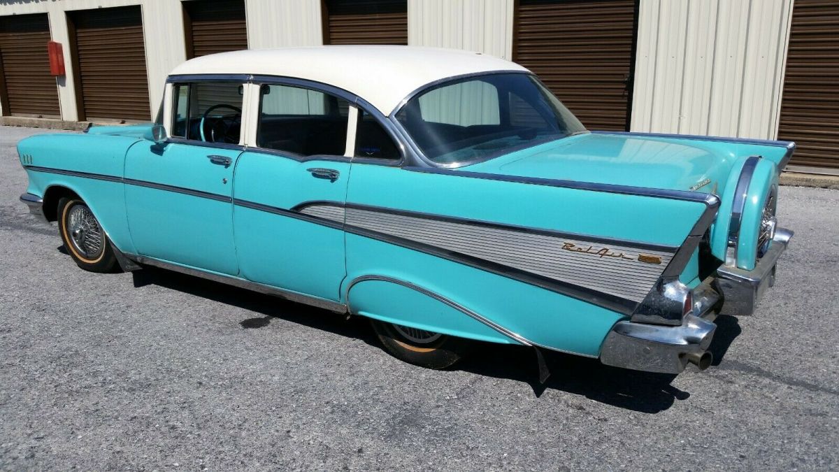 1957 Teal Chevrolet Bel Air/150/210 Sedan