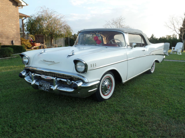 1957 White Chevrolet Bel Air/150/210 Convertible