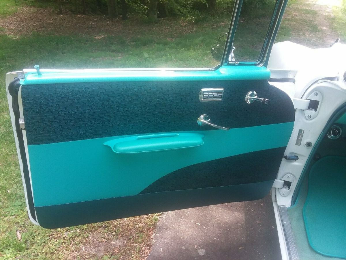 1957 White Chevrolet Bel Air/150/210 Hard Top