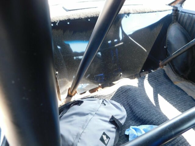 1957 White Chevrolet Bel Air/150/210