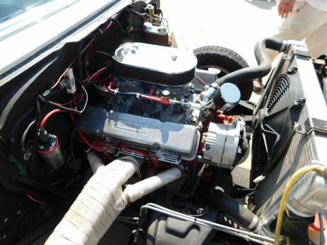 1957 White Chevrolet Bel Air/150/210