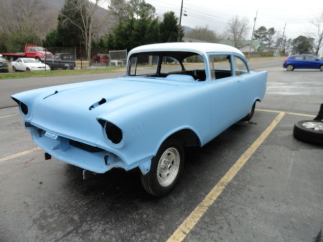 1957 blue white Chevrolet Bel Air/150/210 2 door post