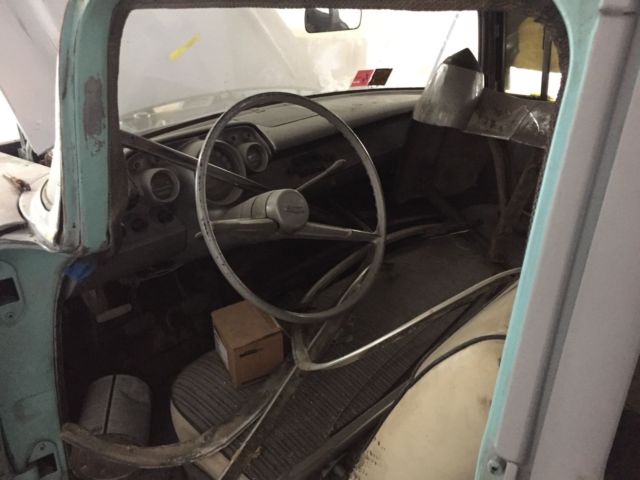 1957 primer Chevrolet Bel Air/150/210