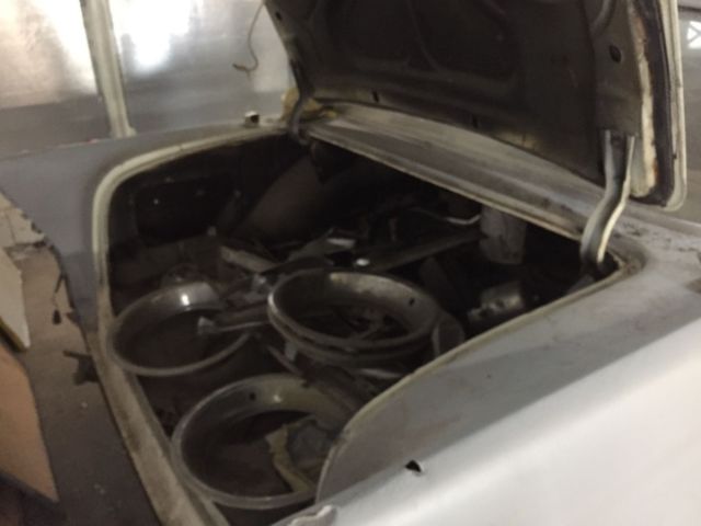 1957 primer Chevrolet Bel Air/150/210