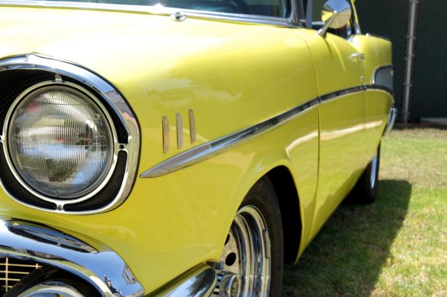 1957 Yellow Chevrolet Bel Air/150/210 Hardtop 2 door
